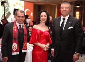 Ilk Cumhuriyet Balosu Ankara Galatasaraylilardan