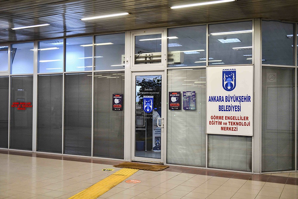 Ankara Büyükşehir Belediyesi “Görme Engelliler Eğitim ve Teknoloji Merkezi’’, teknolojinin