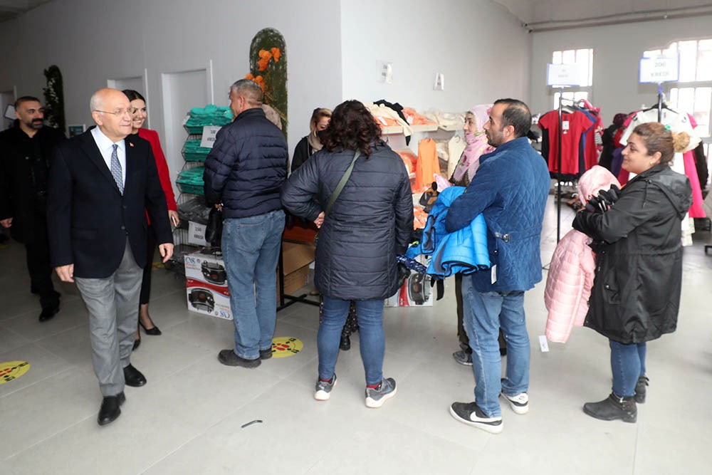 Yenimahalle Belediyesi tarafından yaşama geçirilen ‘Derman Market’ ile bugüne dek