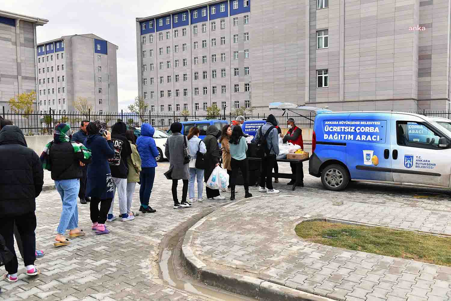 Ankara Büyükşehir Belediyesi, üniversite öğrencilerine günlük 4 çeşit sıcak yemek