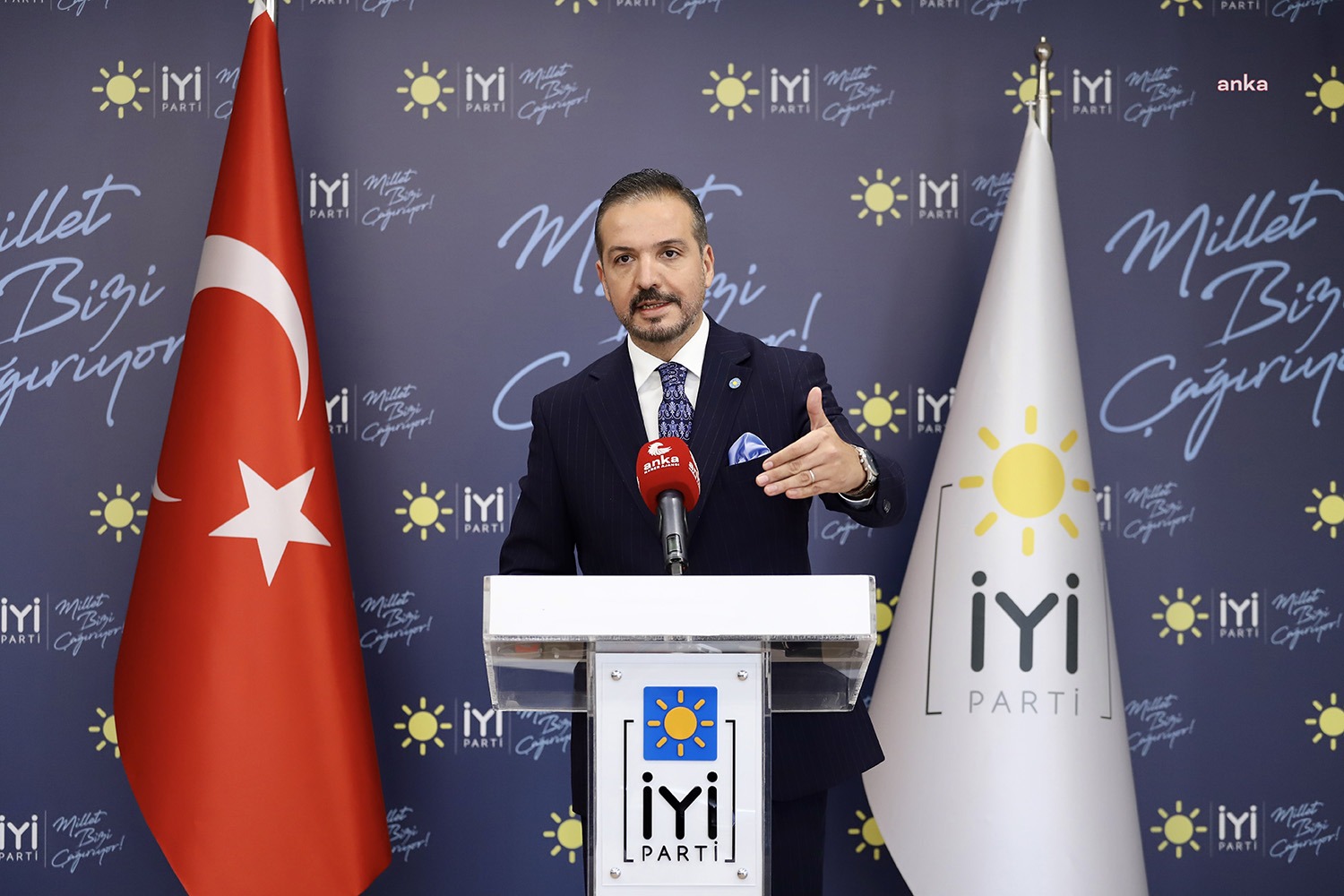 İYİ Parti Sözcüsü Kürşad Zorlu, İYİ Parti Genel Başkanı Meral