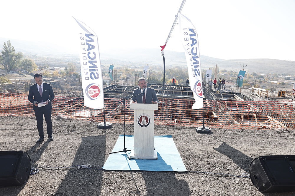 Sincan Belediye Başkanı Murat Ercan 4 mahalle için konak sözü