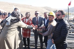 Sincan Belediyesi Bir Mahalle Konaginin Daha Temelini Atti