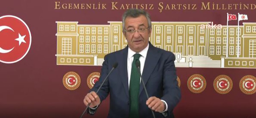 CHP Grup Başkanvekili Engin Altay, AKP Genel Başkanı ve Cumhurbaşkanı