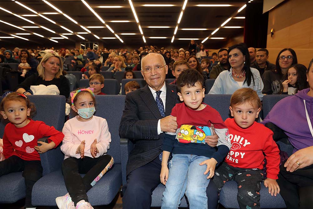 Yenimahalle Belediyesi eğitim öğretim yılı ara tatilini, Çocuk Tiyatro Festivali
