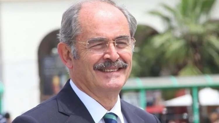 Eskişehir Büyükşehir Belediye (EBB) Başkanı Yılmaz Büyükerşen, ‘25 Kasım Kadına