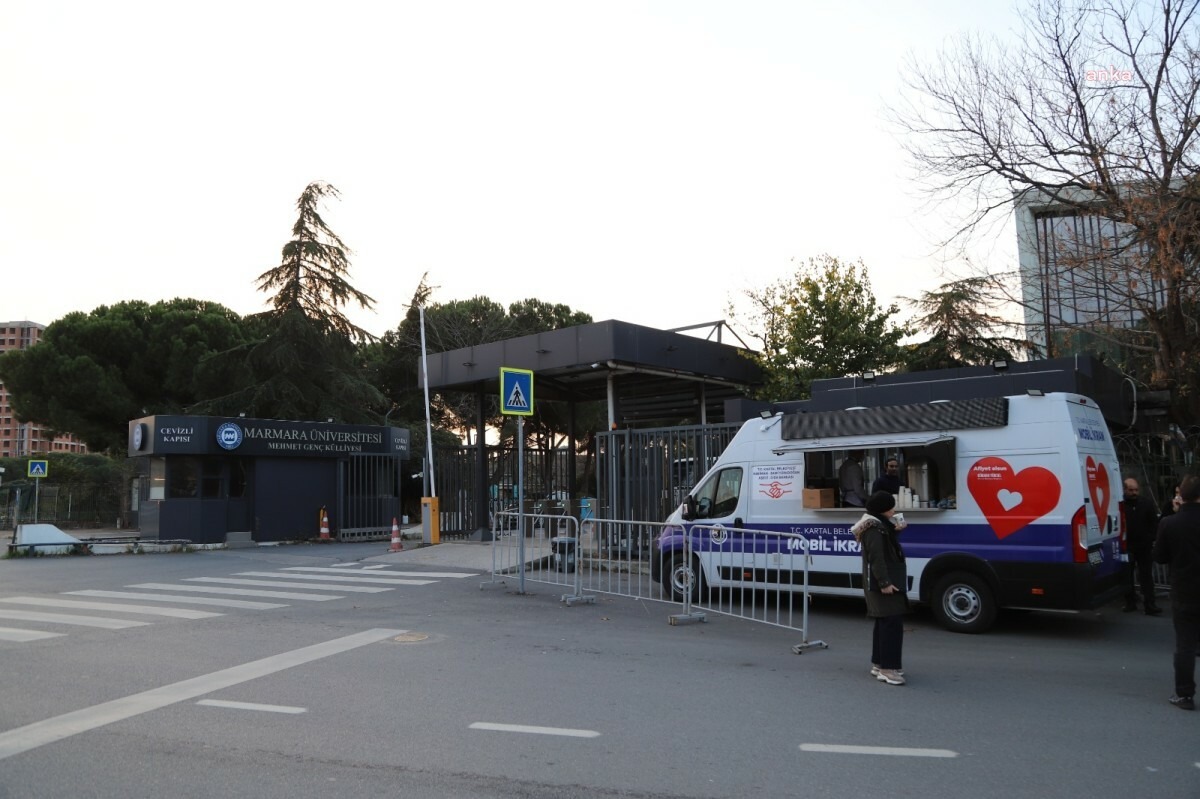 Kartal Belediyesi, Marmara Üniversitesi Mehmet Genç Külliyesi önüne konumlandırdığı mobil