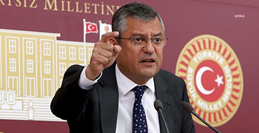 Özgür Özel’den Bakan Bozdağ’a: “Hakim Hüseyin Zengin’in Kendisine Telkinde Bulunulduğuna Yönelik İfadeleri Hakkında HSK Harekete Geçti Mi? Bu İddialar İncelenecek Mi” CHP Grup Başkanvekili Özgür Özel, İstanbul Büyükşehir Belediye Başkanı Ekrem