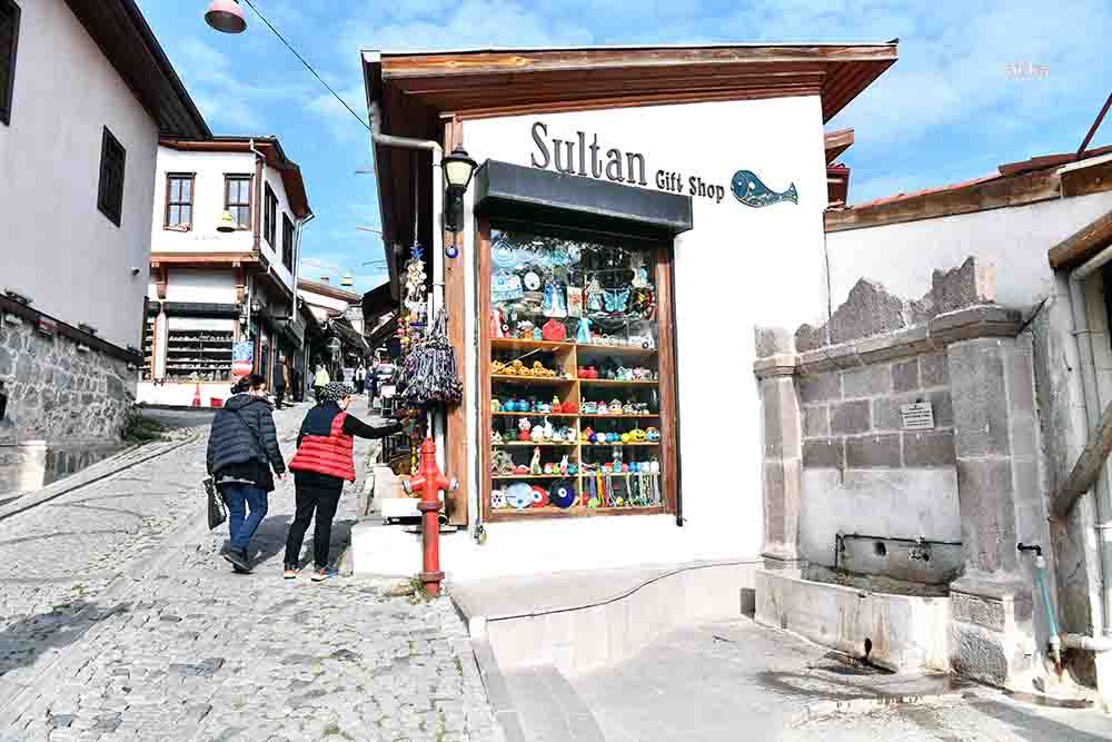 Ankara Büyükşehir Belediyesi, Başkent'in tarihi ve kültürel değerlerini yaşatmak amacıyla