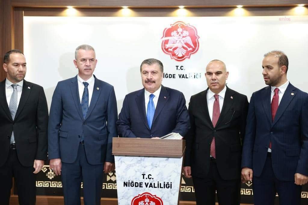 Sağlık Bakanı Fahrettin Koca, "Türkiye, son 20 yılda, başta sağlık