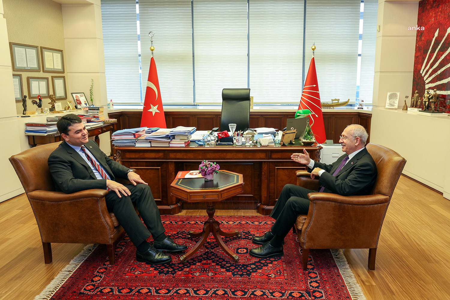 Gültekin Uysal, Kemal Kılıçdaroğlu’nu Ziyaret Etti Demokrat Parti (DP) Genel Başkanı Gültekin Uysal, Altılı Masa’nın 28