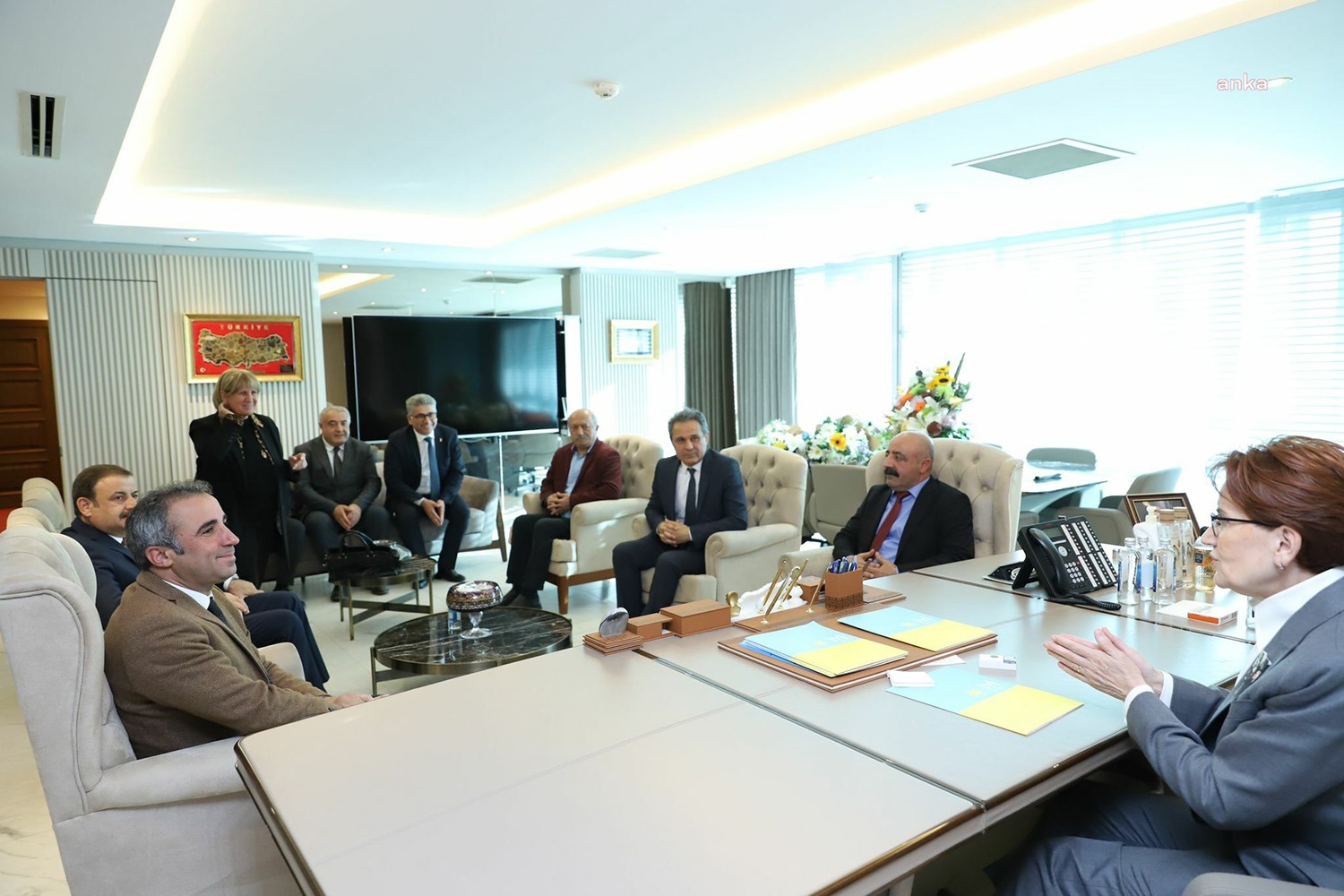 İYİ Parti Genel Başkanı Meral Akşener, Alevi Bektaşi Federasyonu Genel