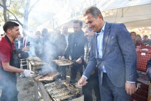 Mamak'ta Binler Balik Festivalde Bulustu