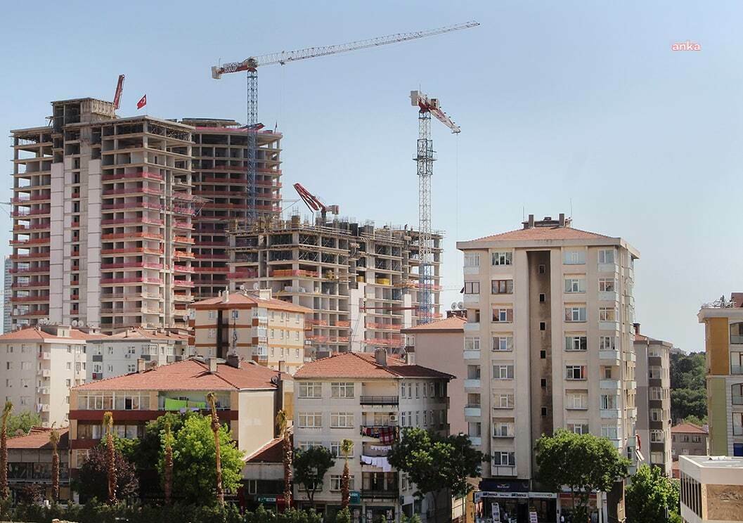 TÜİK: Konut Satışları Kasım Ayında Geçen Yıla Göre Yüzde 34,1 Azaldı Türkiye İstatistik Kurumu (TÜİK) verilerine göre; Türkiye genelinde konut satışları,