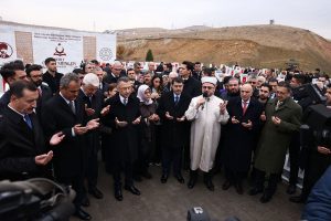 Turkiye’nin Ilk Sehit Ogretmenler Aniti Kecioren’de Acildi