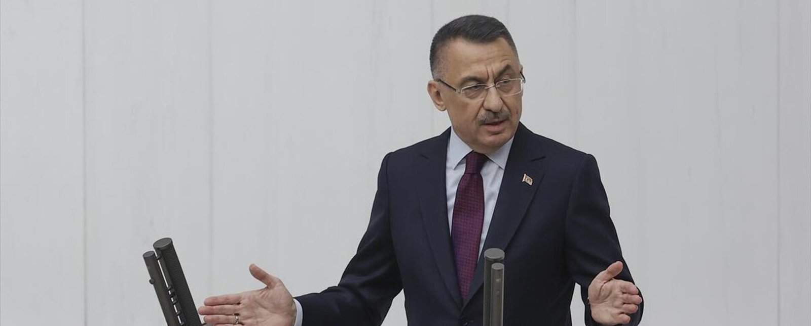 Cumhurbaşkanı Yardımcısı Fuat Oktay: Mahkeme Kararlarının Arkasında Siyasi Akıl Aramak, Siyasal Akılsızlığın Ta Kendisidir Cumhurbaşkanı Yardımcısı Fuat Oktay, İstanbul Büyükşehir Belediye Başkanı Ekrem İmamoğlu