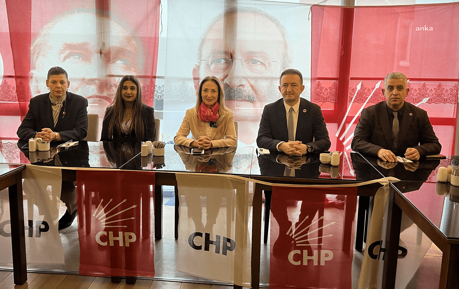 CHP Kadın Kolları Genel Başkanı Aylin Nazlıaka, İsmailağa Cemaati’ne bağlı
