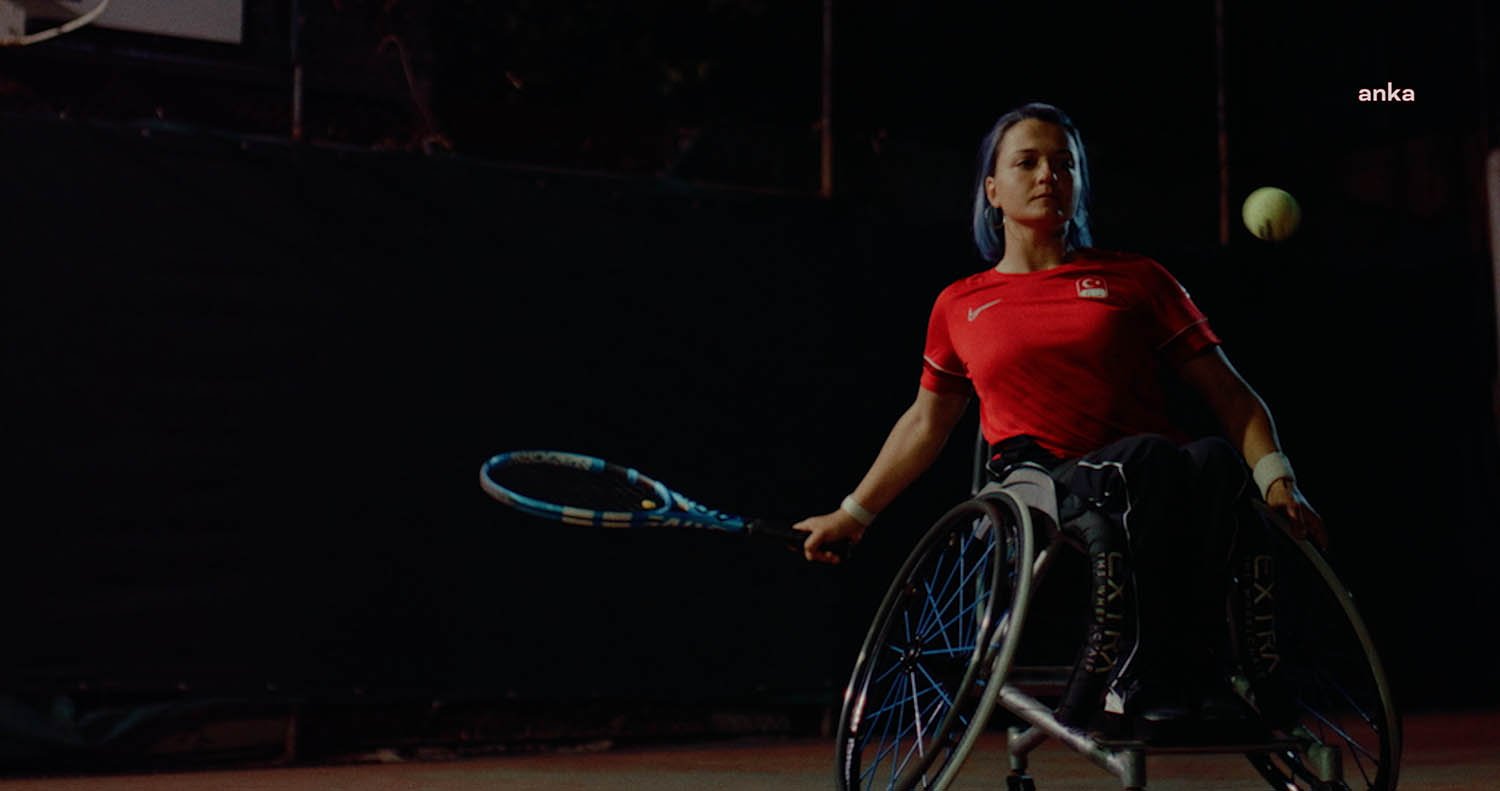 Türkiye'yi 2016 ve 2020’de yapılan olimpiyatlarda temsil eden ilk kadın