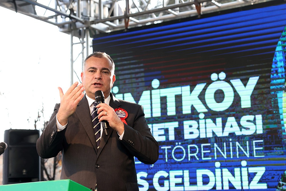 Ümitköy’de yeni hizmet binasının açılışını yapan Çankaya Belediye Başkanı Alper