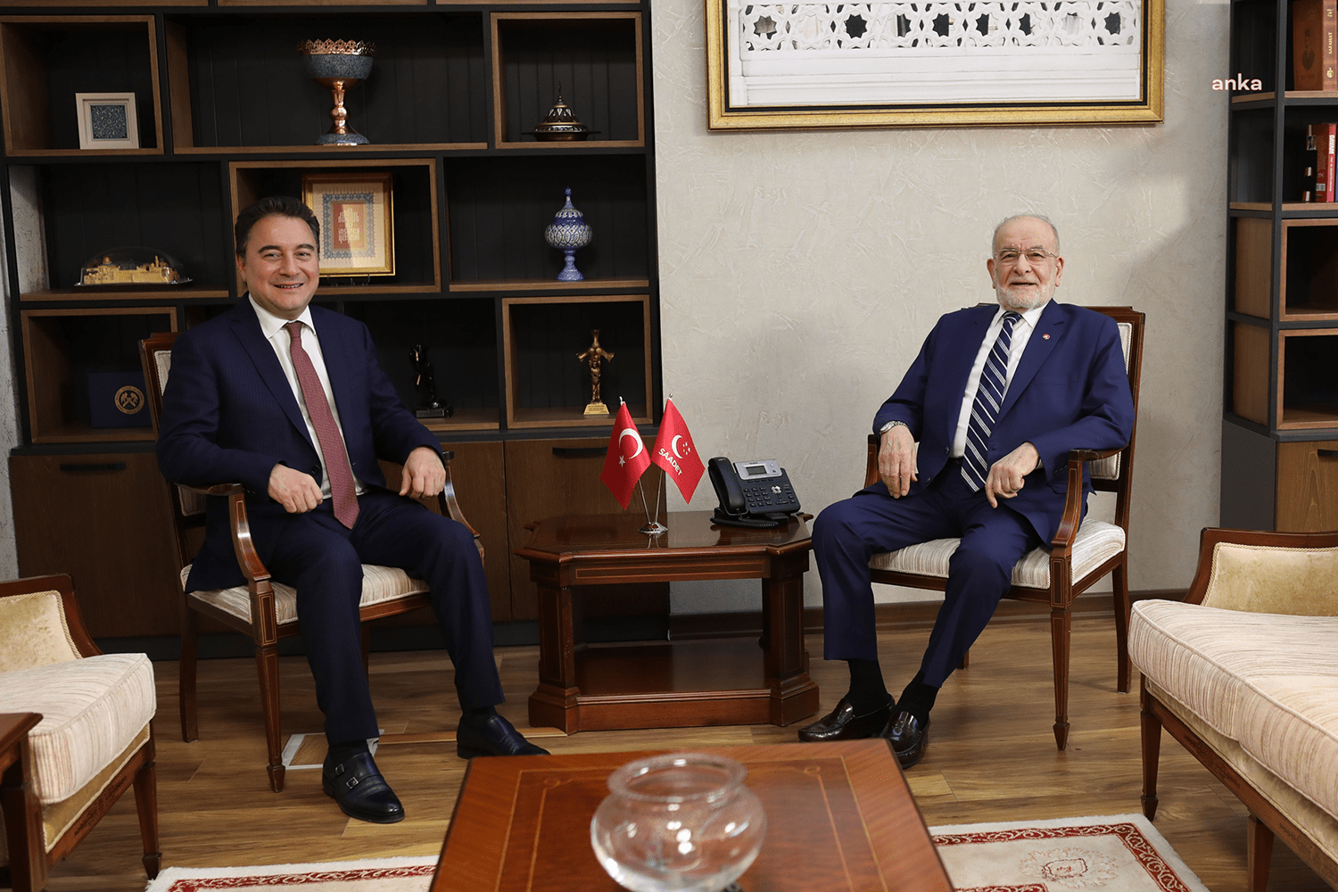 Demokrasi ve Atılım (DEVA) Partisi Genel Başkanı Ali Babacan, Saadet