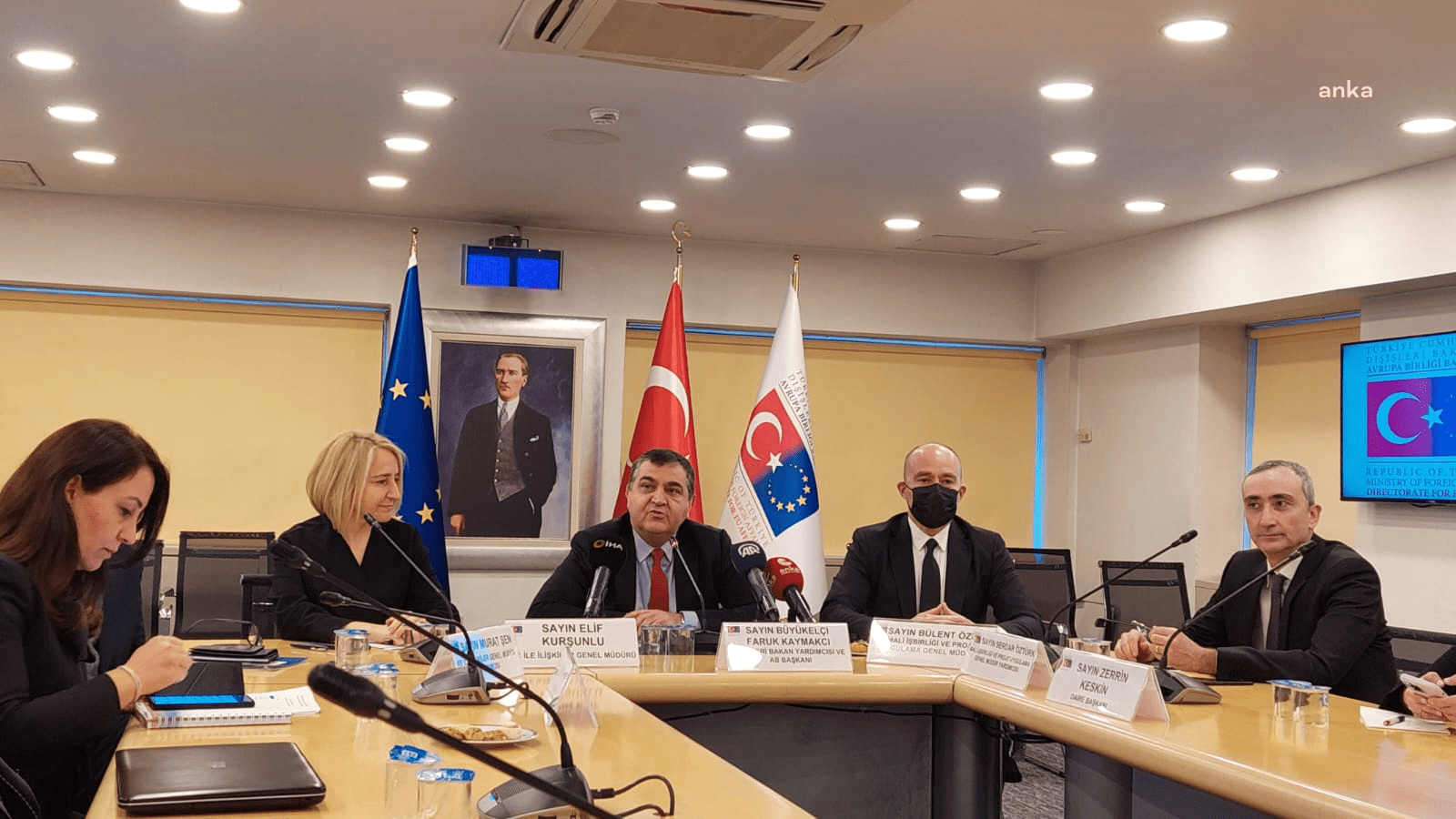 Faruk Kaymakcı: Türkiye AB üyesi Olsaydı, Bu NATO ve AB’nin Ortak Hareketi Anlamına Gelecekti. Belki de Rusya’nın Başlattığı Savaş Engellenebilecekti Dışişleri Bakan Yardımcısı ve Avrupa Birliği (AB) Başkanı Faruk Kaymakcı,