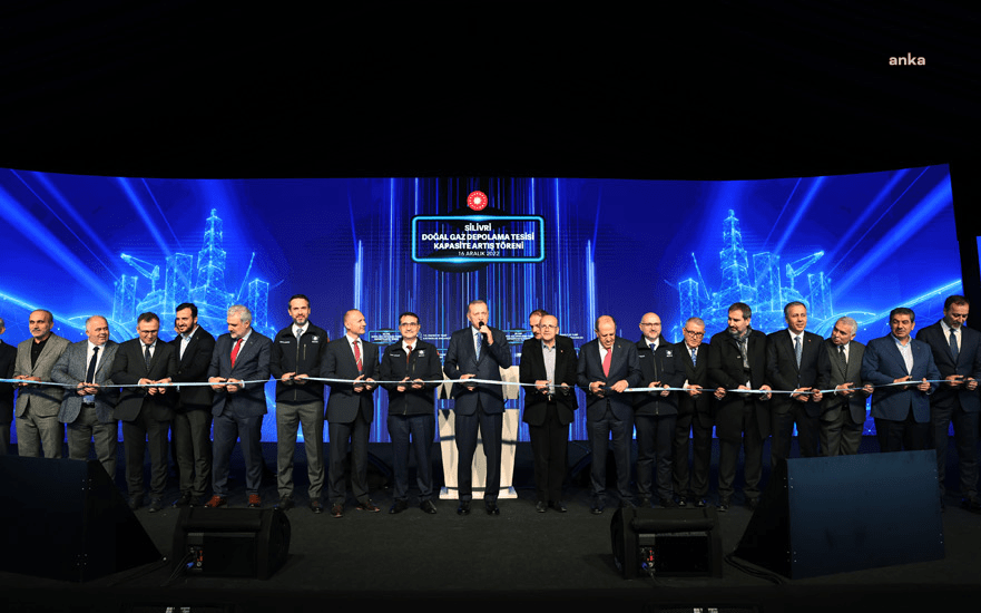 Cumhurbaşkanı Erdoğan: Çevrecilik Gibi Bahanelerle Önümüze Döşenen Mayınların, Hangi Lobilerin Desteğiyle Kotarıldığının Farkındayız Cumhurbaşkanı Recep Tayyip Erdoğan, Silivri Yeraltı Doğal Gaz Depolama Tesisi