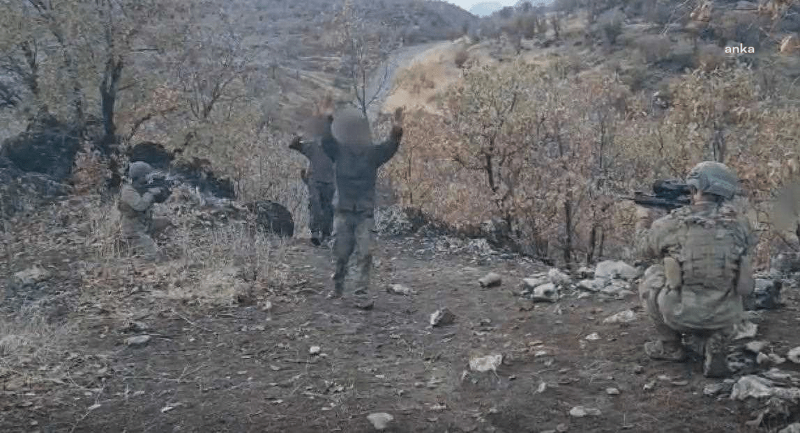 Milli Savunma Bakanlığı (MSB), “Teröristlerin inlerine giren Mehmetçik, Irak’ın kuzeyinde