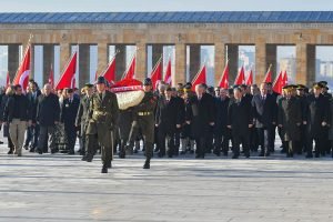 Baskentliler Ataturk’un Ankara’ya Gelisinin 103. Yilini Coskuyla Kutladi