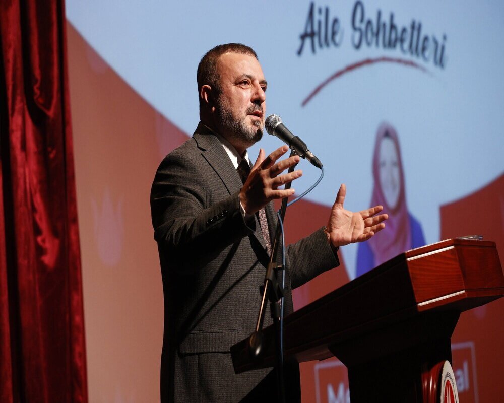 Sincan Belediyesi’nin kadınlar için düzenlediği “Kadın Kadına Aile Sohbetleri” birbirinden