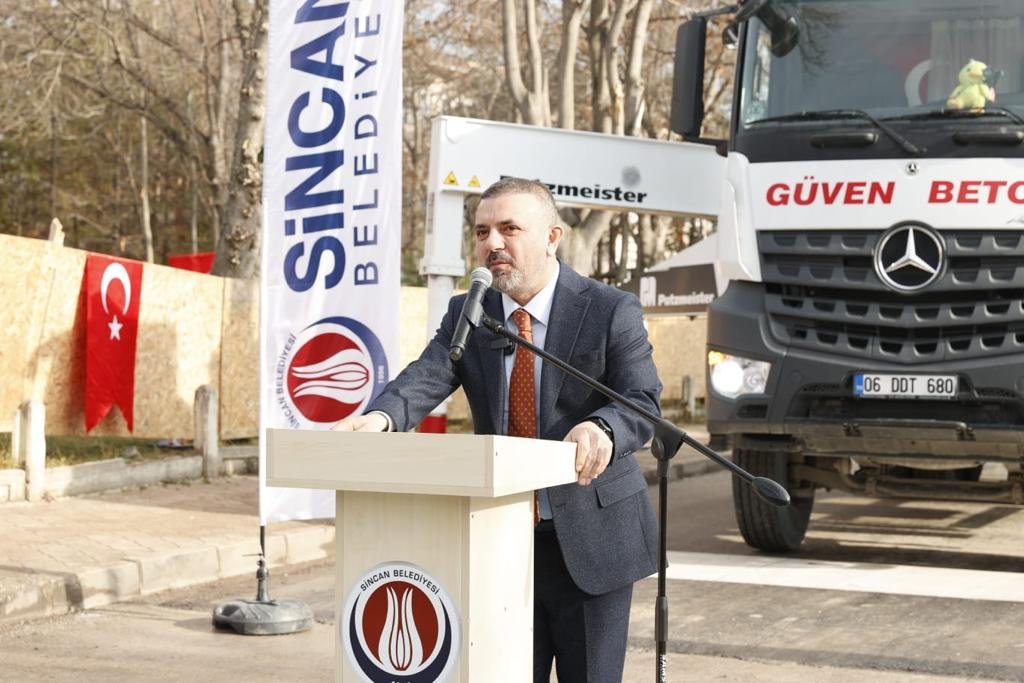 Sincan Belediye Başkanı Murat Ercan kısa süre içerisinde 4 kreşin