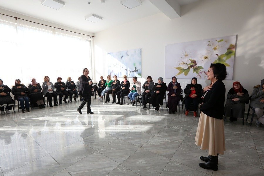Yenimahalle Belediyesi, Çiğdemtepe Yenimahalle Evi’nde Yaşam Sanatları Derneği ile ortaklaşa