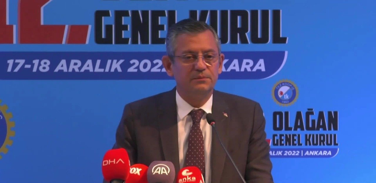 CHP Grup Başkanvekili Özgür Özel, Tez-Koop-İş Sendikası'nın 12. Genel Kurulu’nda;