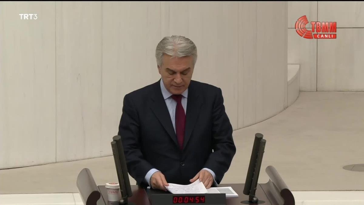 CHP Genel Başkan Yardımcısı Bülent Kuşoğlu: “Kasım Ayına Kadar 20 Milyar Borçlanmışsa Hazine ve Bundan Sonra 11 Günde 473 Milyar Lira İlave Borçlanacaksa ‘Seçim İçin Kullanacağım’ Demektir” CHP Genel Başkan Yardımcısı Bülent Kuşoğlu, TBMM Genel Kurulu’nda görüşülen