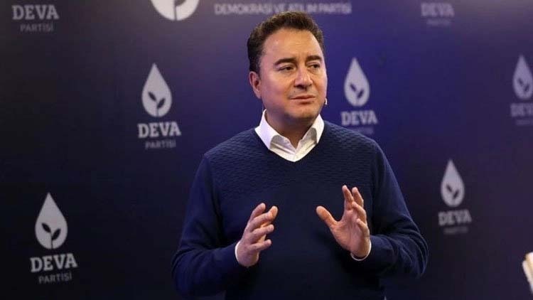 Demokrasi ve Atılım (DEVA) Partisi Genel Başkanı Ali Babacan, İstanbul