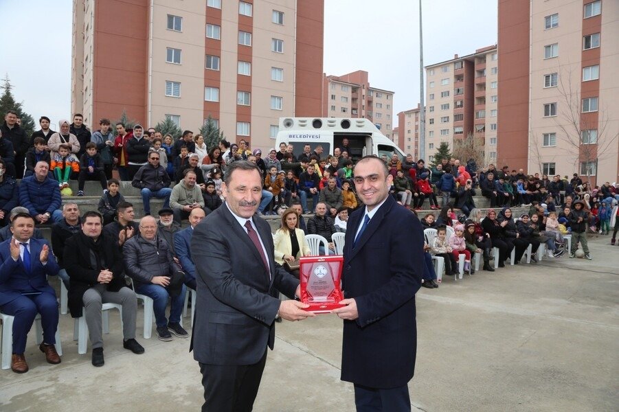 Deniz Lojmanları Spor Tesisleri Yenilendi Etimesgut Belediyesi askeri tesisler içerisindeki TOKİ Denizkent Lojmanlarındaki spor tesislerini