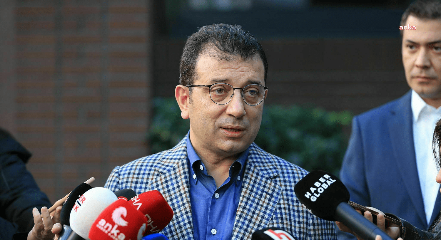 Google, “Ekrem İmamoğlu” ismiyle yapılan arama sonuçlarını, “Eski İstanbul Büyükşehir