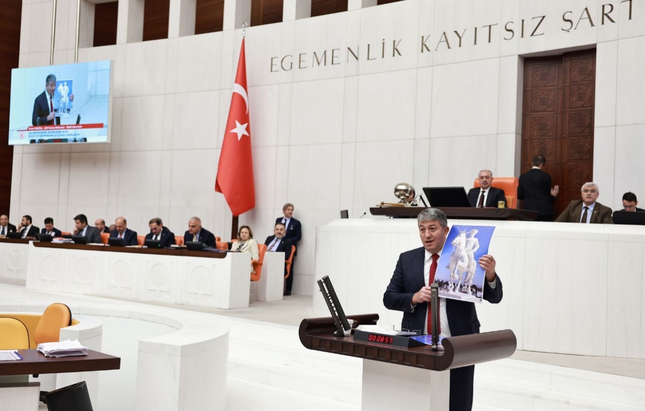 Meclis İdare Amiri ve MHP Ankara Milletvekili Erkan Haberal, TBMM