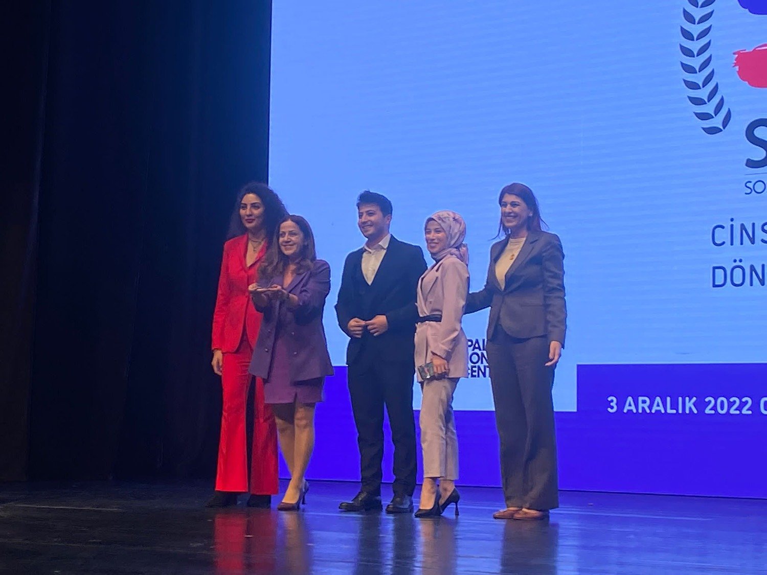 Ankara Büyükşehir Belediyesi’nin Kadın Çalışmalarına Hem Teşekkür Hem Ödül Sabancı Üniversitesi Kurumsal Yönetim Forumu tarafından yürütülen “İş Dünyası Aile