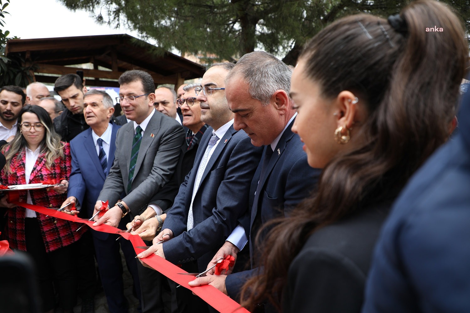 İstanbul Büyükşehir Belediye (İBB) Başkanı Ekrem İmamoğlu, yurt gezileri kapsamında