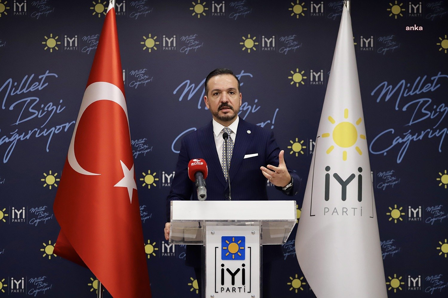 İYİ Parti Sözcüsü Kürşad Zorlu, Cumhurbaşkanı Recep Tayyip Erdoğan’ın üçüncü