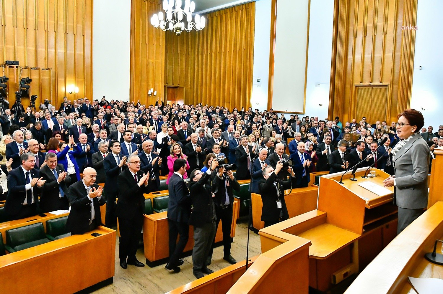 İYİ Parti Genel Başkanı Meral Akşener, AKP’nin başörtüsü konusundaki anayasa