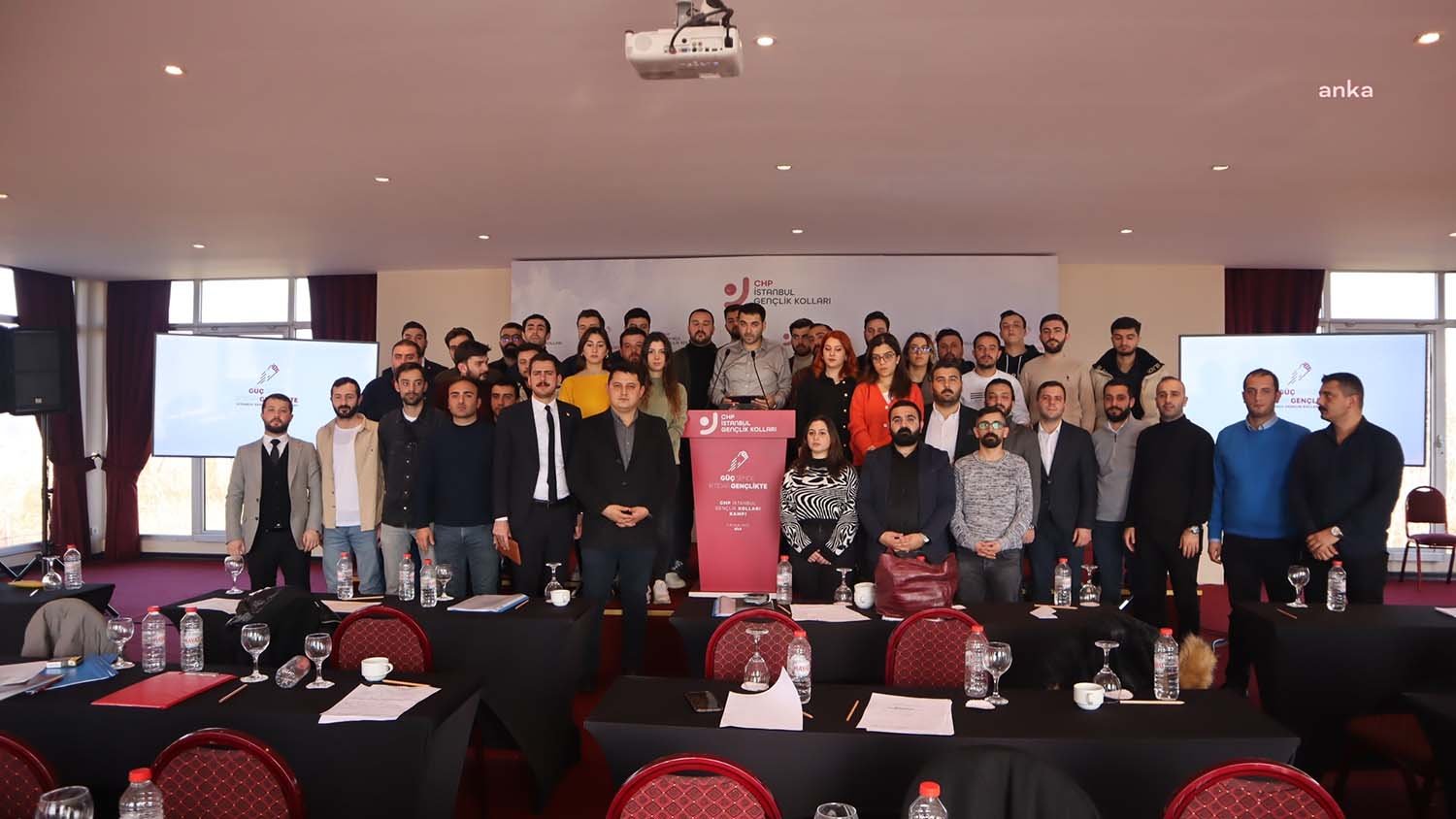 Cem Aydın: “CHP İstanbul İl Gençlik Kolları, İstanbul’un 39 İlçesinde Oyuna ve Geleceğine Sahip Çıkmak Adına Ekrem İmamoğlu’na Yapılan Hukuksuzluğu Anlatacak” CHP İstanbul Gençlik Kolları Başkanı Cem Aydın, “CHP İstanbul İl