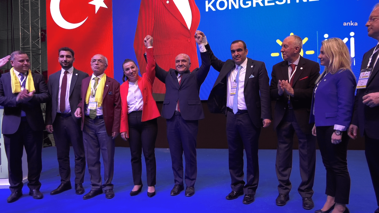 İYİ Parti İzmir 3. Olağan İl Kongresi bugün yapıldı. İki