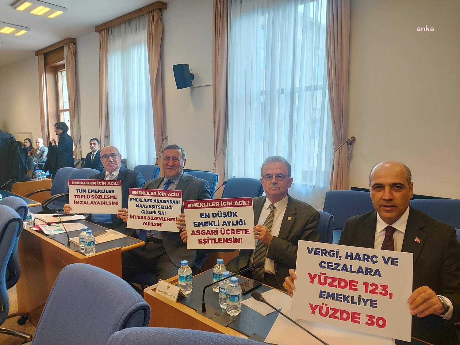 AKP Grup Başkanvekili Mustafa Elitaş’ın memur ve emekli maaşlarına yapılacak