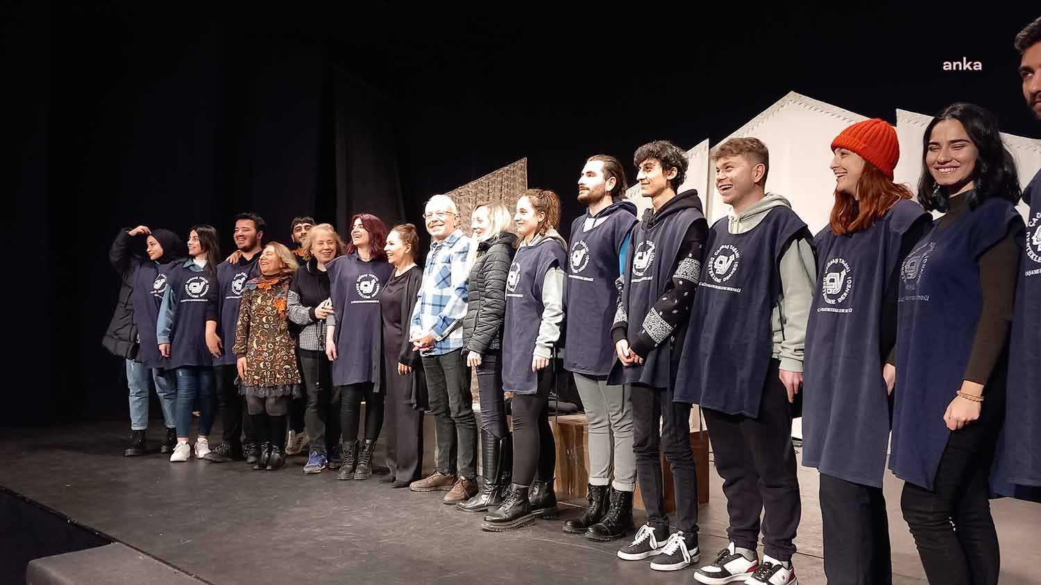 “Ben Türkan Saylan “ Oyunu Samsun’da Sahnelendi Samsun’un Canik ilçesinde bulunan Lovelet Sahnesinde, Cengiz Toraman’ın yazıp yönettiği