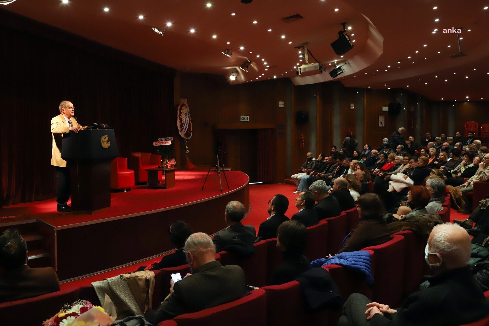 Türkiye Gazeteciler Sendikası (TGS) Eskişehir Şubesi tarafından 10 Ocak Çalışan