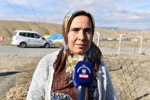 ankara-buyuksehir-belediyesiden-2023-yilinin-ilk-tarimsal-destegi-kadin-hayvan-yetistiricilerine-misir-silaji-destegi-basladi
