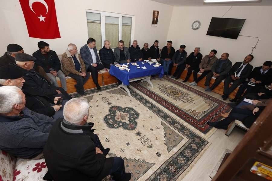 Sincan Belediye Başkanı Murat Ercan, mahalle ziyaretlerine hız kesmeden devam