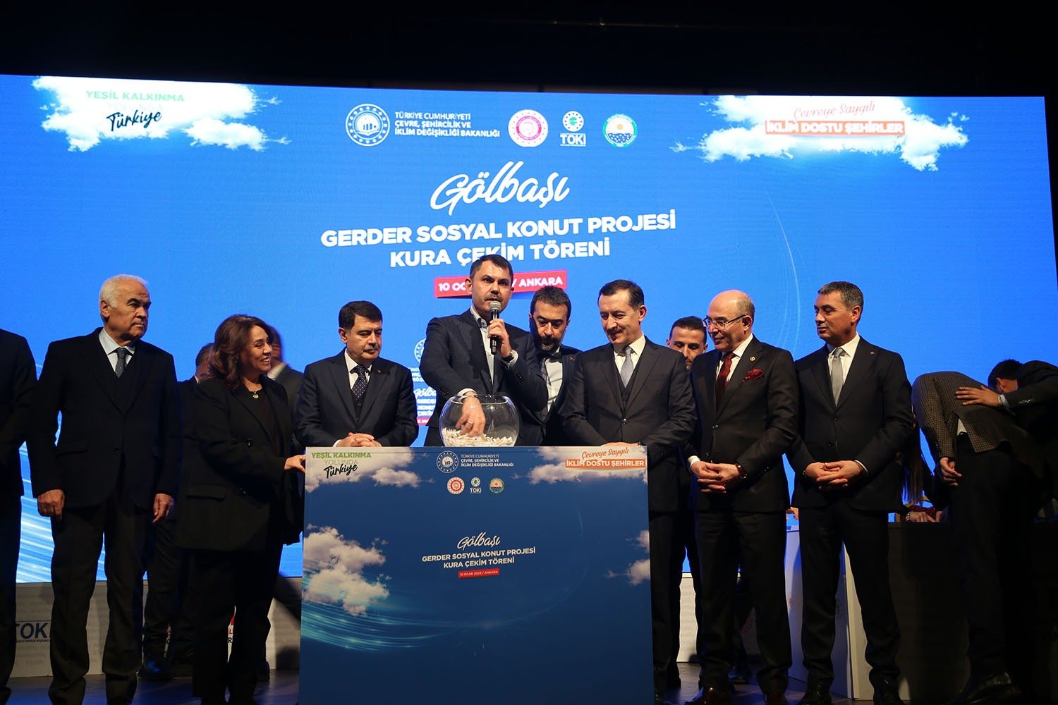 Toplu Konut İdaresi Başkanlığınca 250.000 sosyal konut projesi kapsamında Gölbaşı’nda