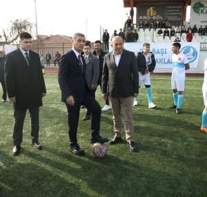 baskan-simsek-ulku-ocaklari-ankara-il-baskanligi-ilce-ocaklar-ortaogretim-futbol-turnuvasinin-acilis-macina-katildi